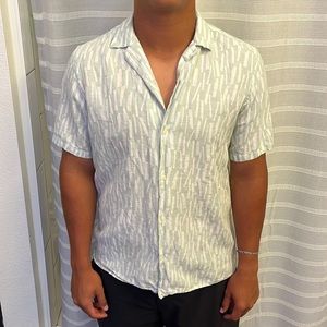Green Zara short sleeve button down (Men’s Medium)
